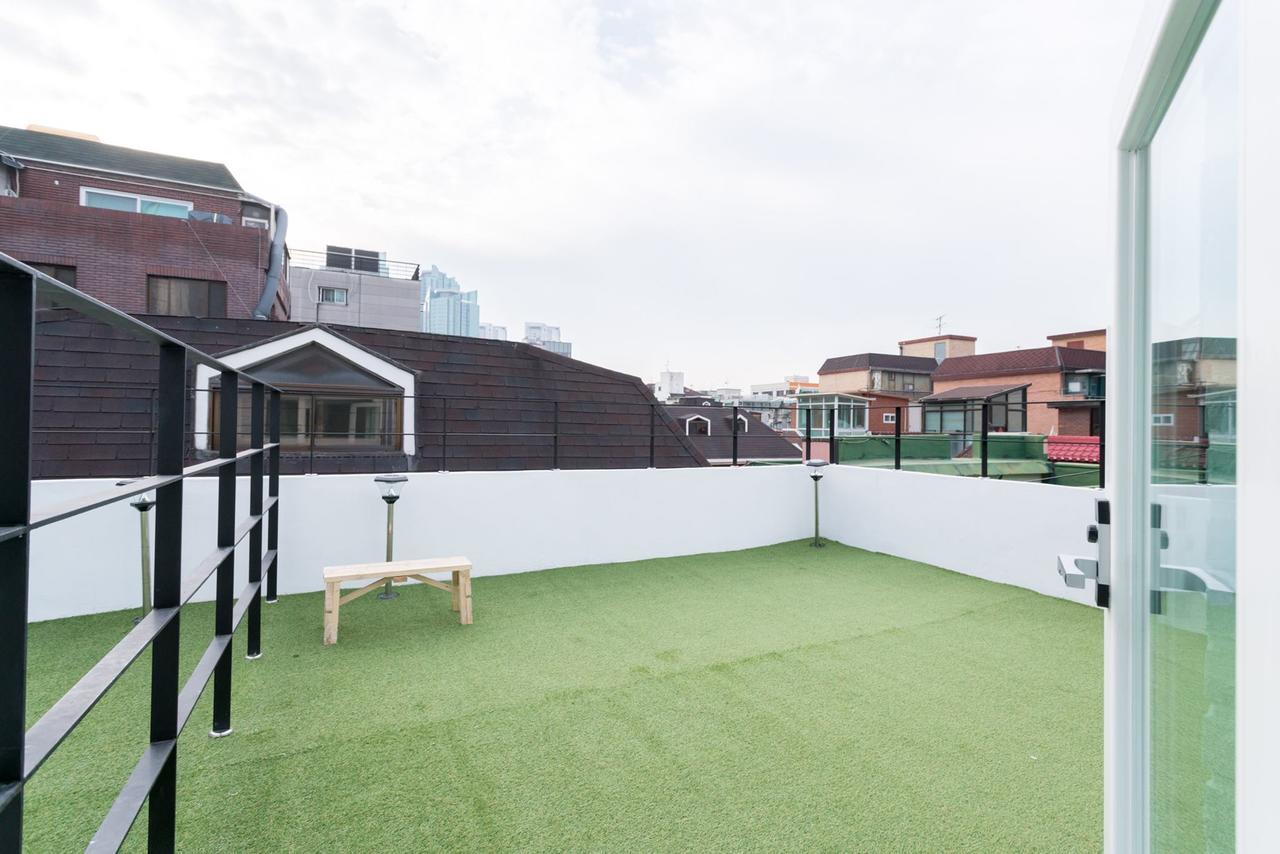 Neat House Hongdae Hotel Сеул Екстериор снимка