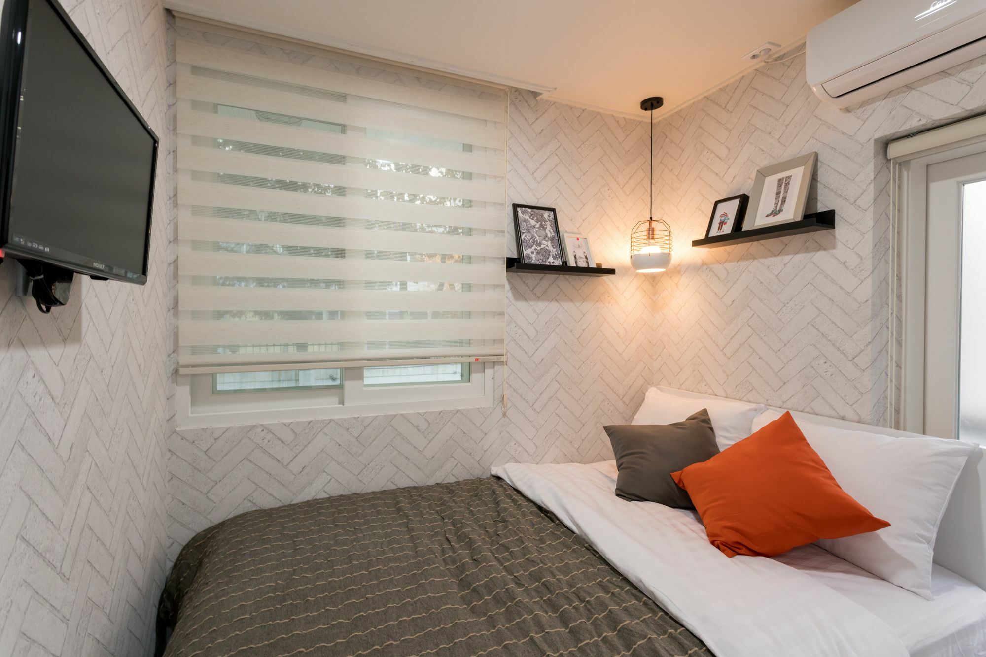 Neat House Hongdae Hotel Сеул Екстериор снимка